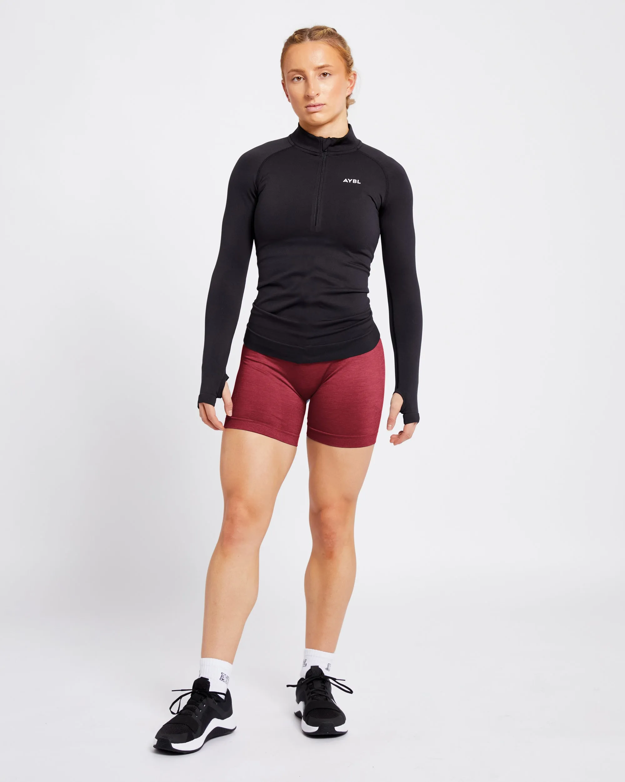 Essential Seamless 1/2 Zip Pullover - Black