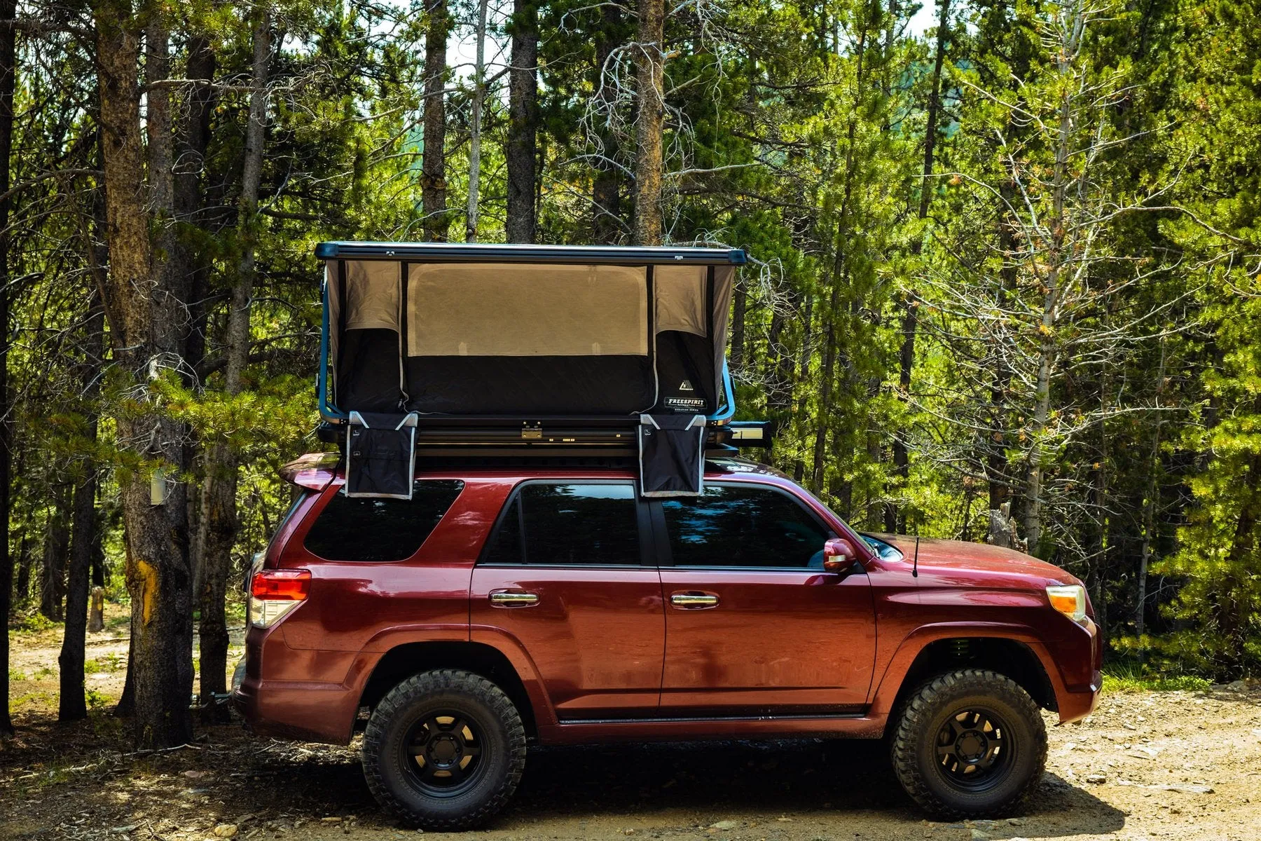 Freespirit Recreation Evolution Hard Top Tent (Black Top)