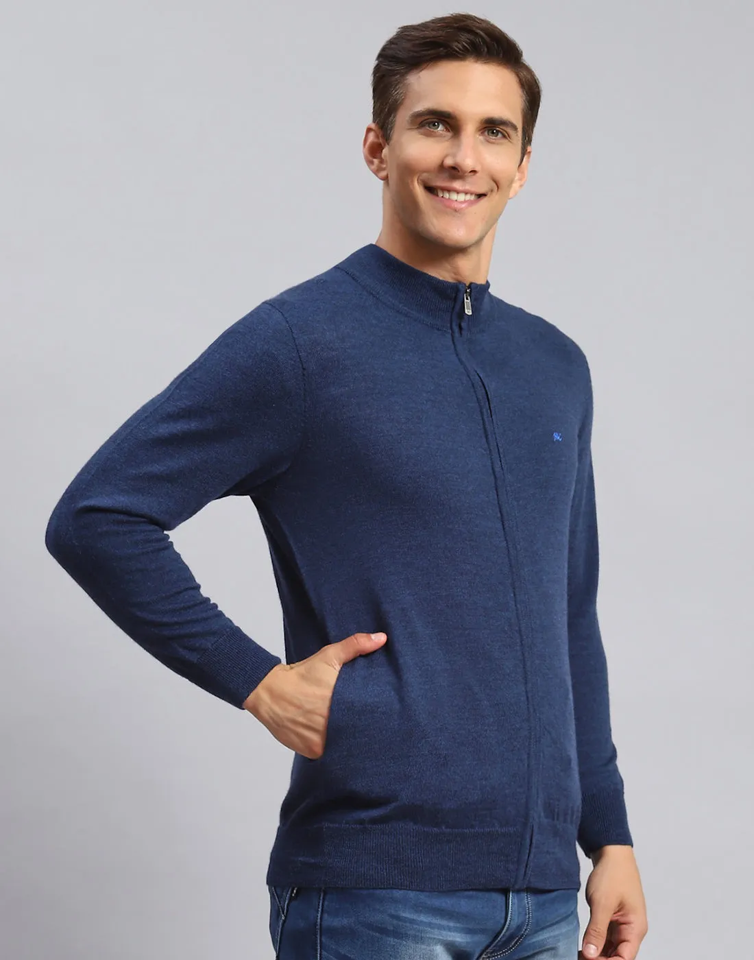 Men Navy Blue Solid Stand Collar Full Sleeve Pullover