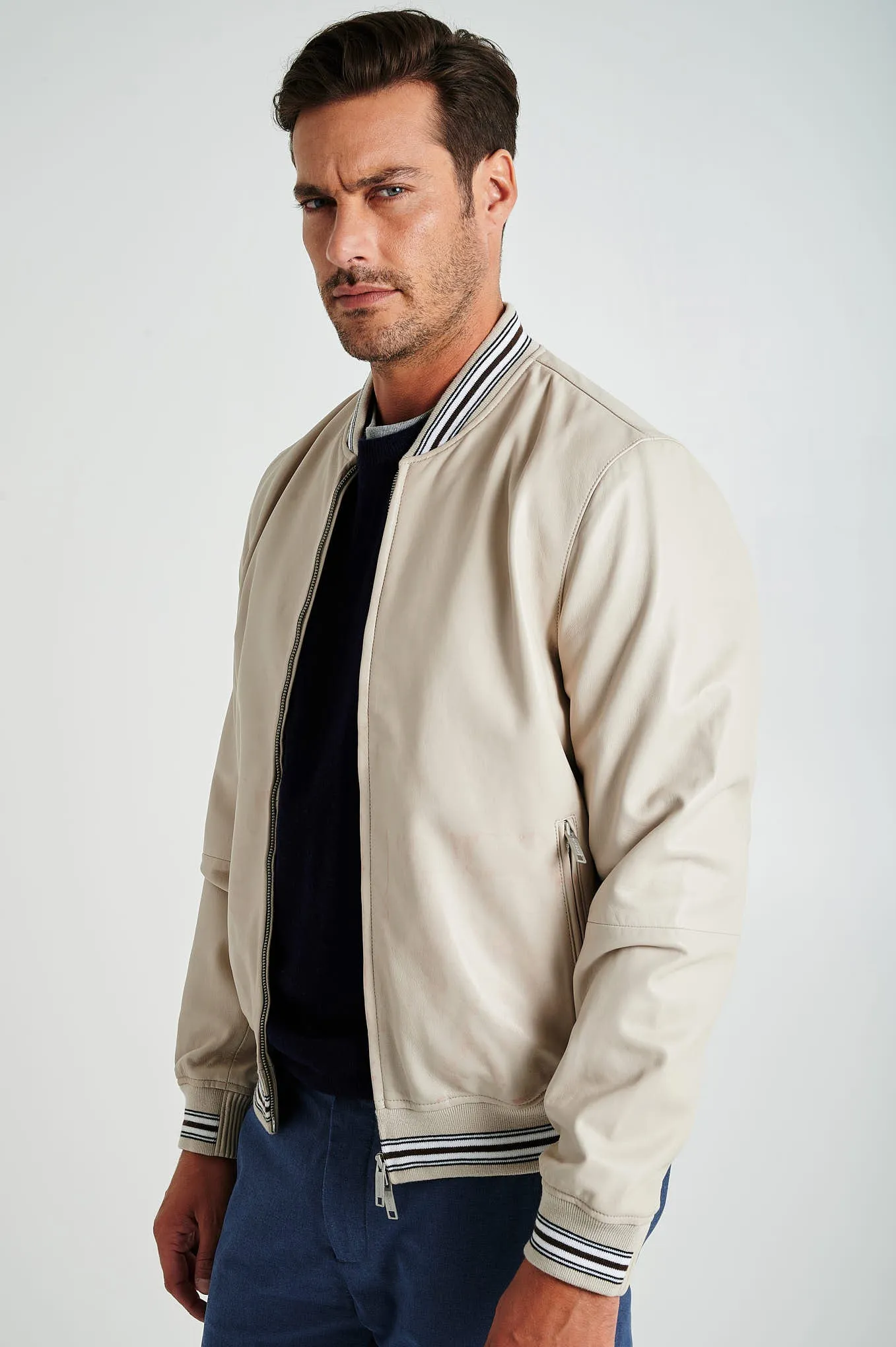 Men's leather bomber jacket