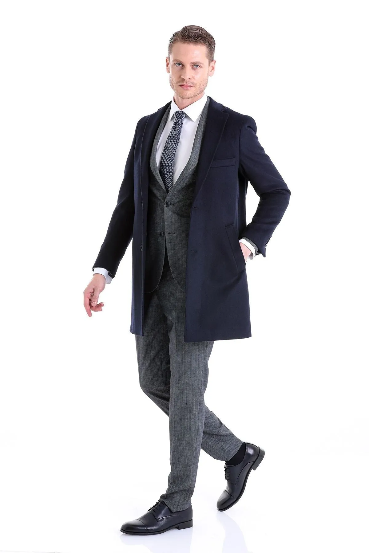 Slim Fit Cachet Notch Lapel Navy Wool Blend Overcoat