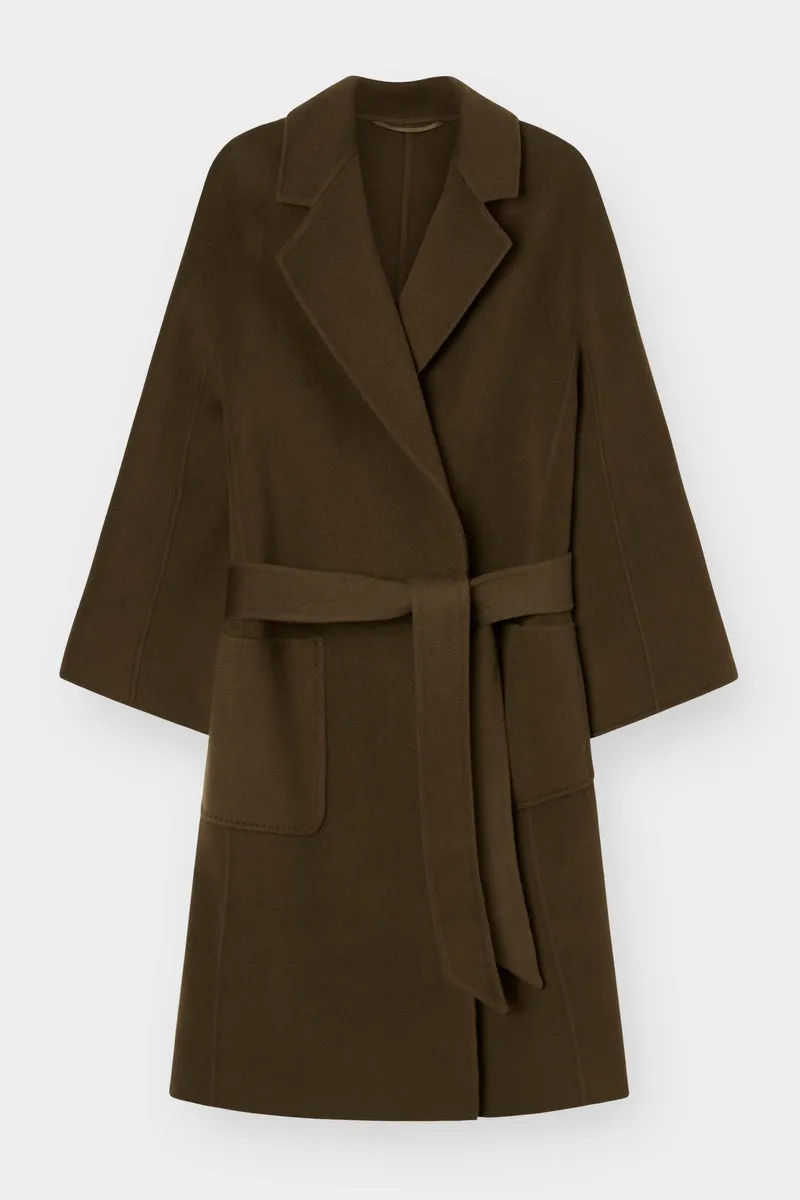 THE CLASSIC COAT - MOSS GREEN